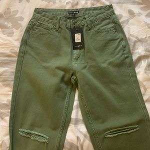 OLIVE GREEN MOM JEANS